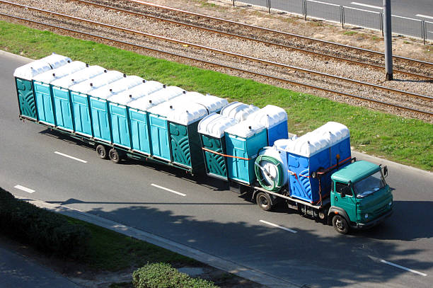 Porta potty delivery and setup in Clayton, IN